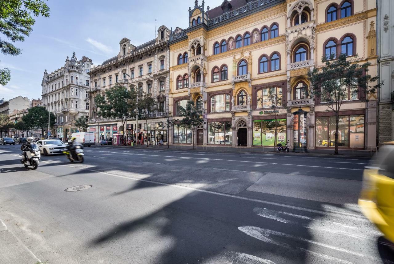 A9 Houseleek Astoria Apartamento Budapeste Exterior foto